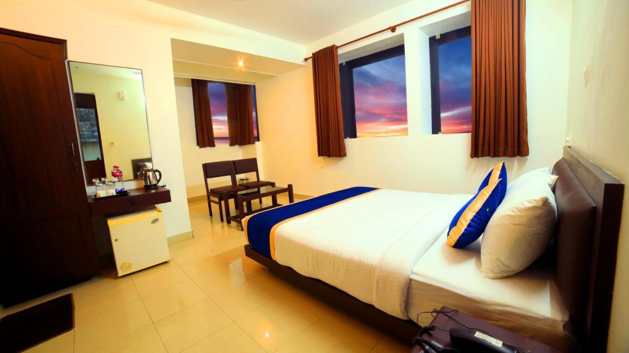 Ss Beach Resort Varkala Exterior photo